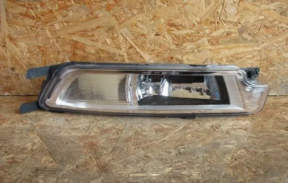 Volkswagen PASSAT B8 Front fog light 3G0941662H