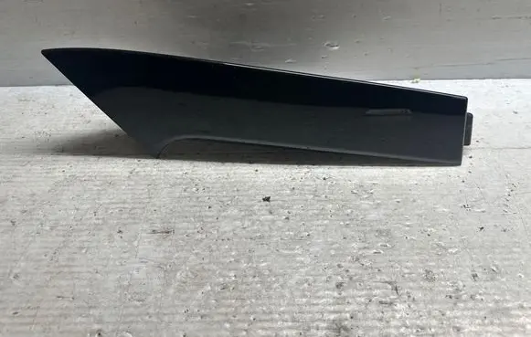 Nissan X-Trail T32 Rear/tail light trim molding 960324CE0A