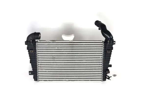 Opel Zafira B Intercooler radiator 13223395 13223398 13223399