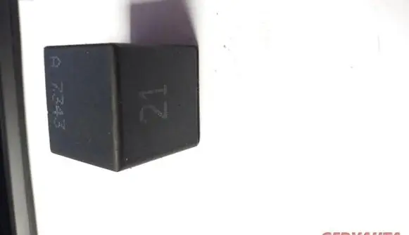 Volkswagen PASSAT B5 Other relay 191953227A