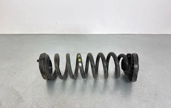 Mercedes-Benz GLC X253 C253 Rear coil spring A2053280337