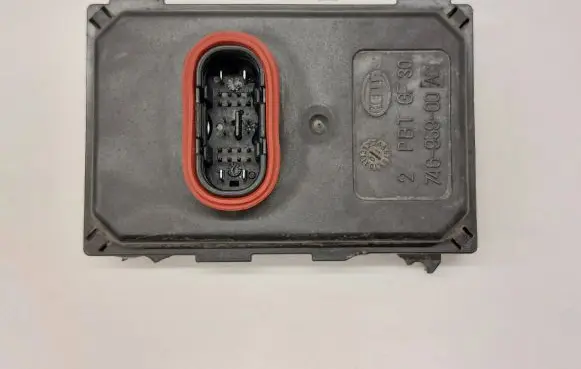 Volkswagen Tiguan Headlight ballast module Xenon 7L6941329B