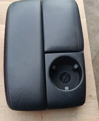 Audi Q7 4L Armrest 4L1864207