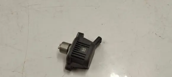 Audi A3 8Y Camshaft speed sensor 04e906048a 04e906048
