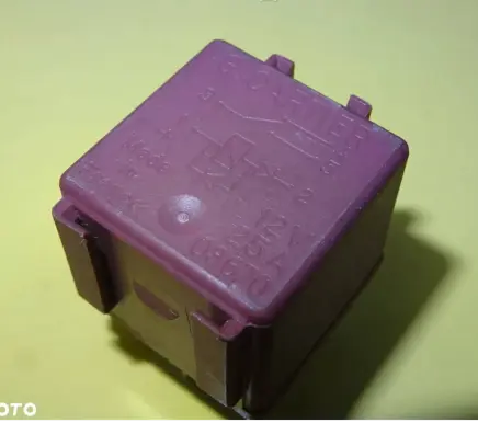 Peugeot 406 Other relay 03670 12V25A03670