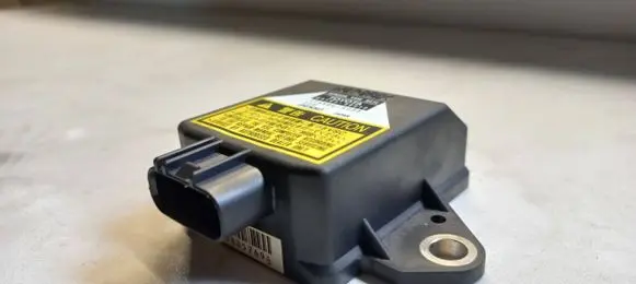 Toyota Avensis Verso ESP acceleration yaw rate sensor 8918348010 1745005233