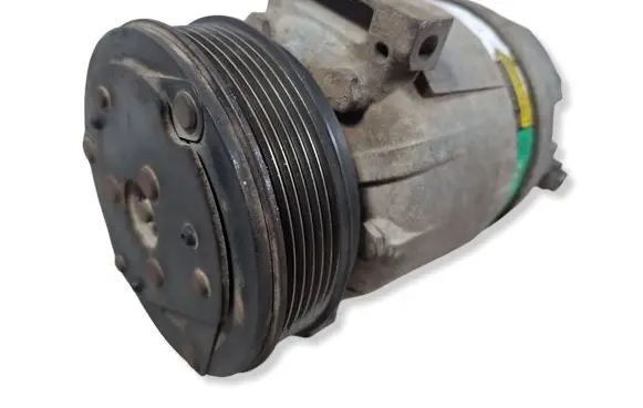 Opel Vectra C Air conditioning (A/C) compressor (pump) 6560298