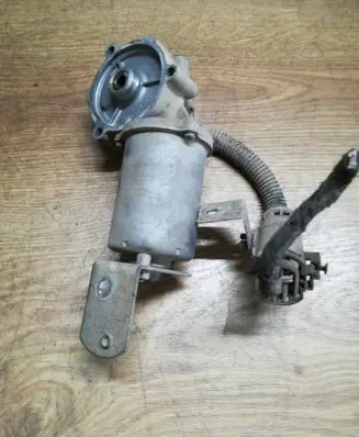 Mercedes-Benz ML W163 Gearbox-reducer motor 