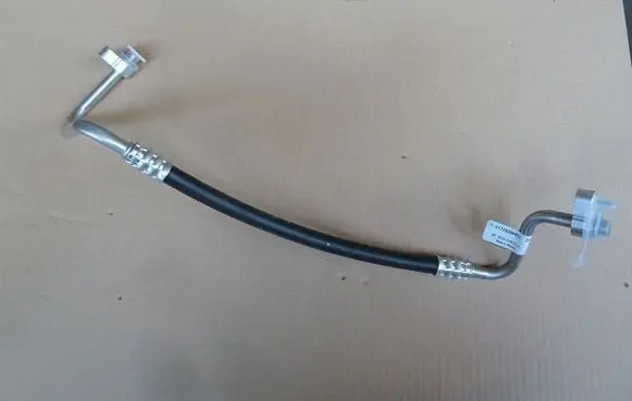 Air conditioning (A/C) pipe/hose