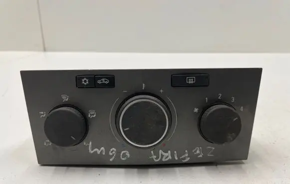 Opel Zafira B Climate control unit 901512410005 13201300