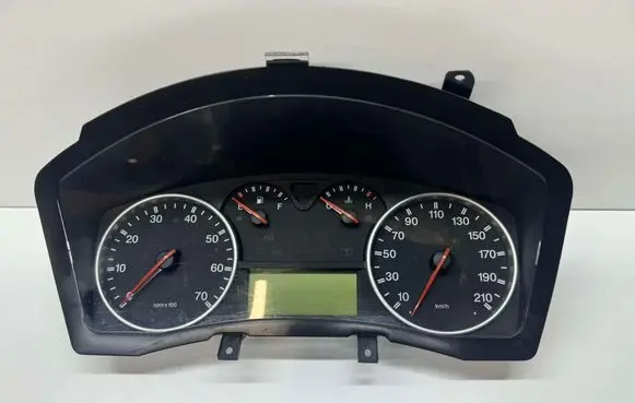 Speedometer (instrument cluster)