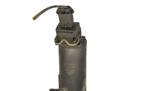 Volvo XC70 Windscreen/windshield washer pump 2800B36 600990 E13021166