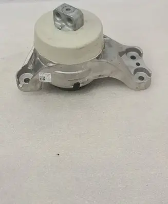 Mercedes-Benz C W206 Engine mount bracket A2062404300