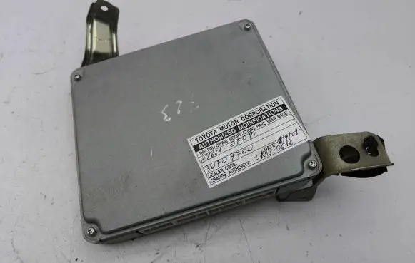 Toyota Corolla Verso AR10 Engine control unit/module 896610F090 MB1758007612