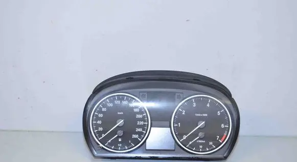 Speedometer (instrument cluster)