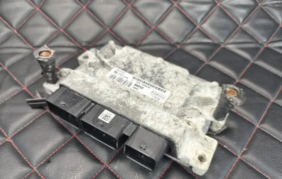 Ford Focus Engine control unit/module ECU BV6112A650BD 8MHD S180127006