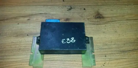 BMW 7 E38 Cruise control unit/module 65718352613