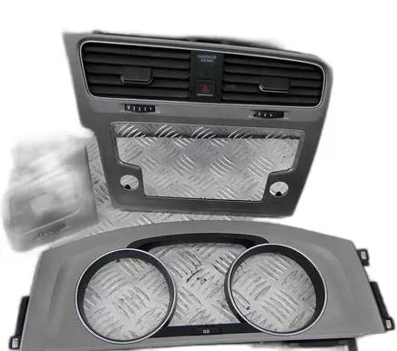 Volkswagen Golf VII Dash center air vent grill