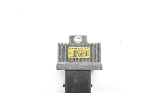 Opel Vivaro Glow plug pre-heat relay 8200859243