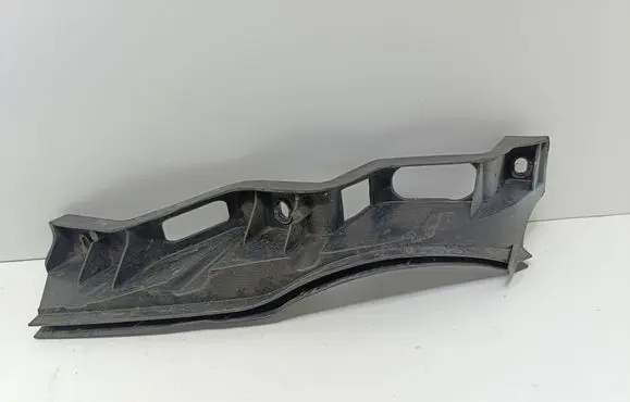 Volkswagen PASSAT B6 Headlight/headlamp mounting bracket 3C0807890