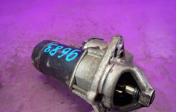 Opel Zafira A Starter motor 