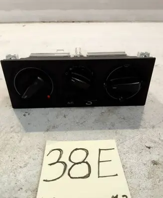 Volkswagen PASSAT B5 Climate control unit 1J0819045G01C