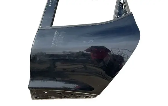 Renault Clio IV Rear door 821139852R