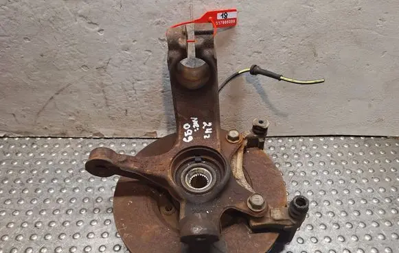 Citroen C1 Front wheel hub spindle knuckle S17986099 B000905680