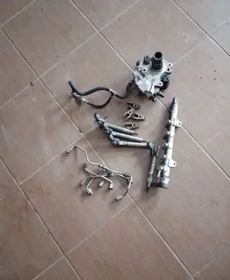 Mercedes-Benz ML W166 Fuel injection system set A6510702101 A6510702987 0445117035