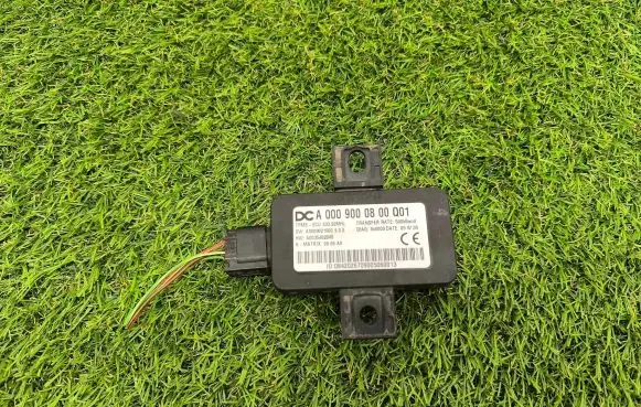 Mercedes-Benz E W212 Tire pressure control unit A0009000800 A0009021600