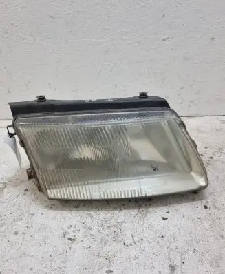 Volkswagen PASSAT B5 Headlight/headlamp