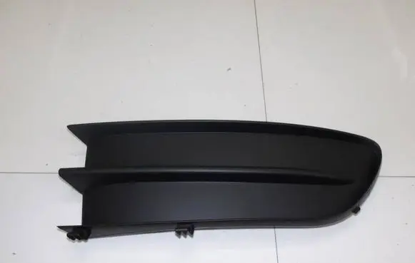 Renault Laguna II Front bumper lower grill G000009693