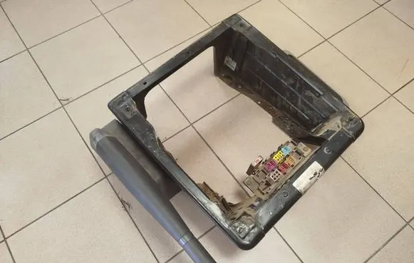 Volkswagen Transporter - Caravelle T5 Driver seat console base 7H1881677