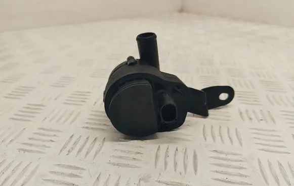 Mercedes-Benz ML W164 Electric auxiliary coolant/water pump