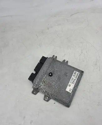 Nissan Rogue Engine control unit/module NEC000643 17182