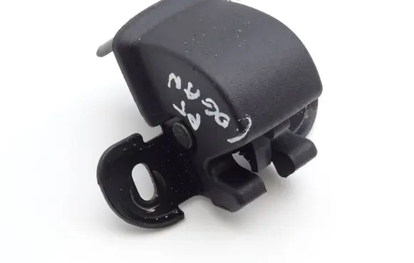 Dacia Logan I Rear door lock 