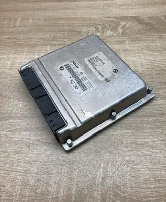 BMW 5 E39 Engine control unit/module ECU 7785540 0281001830