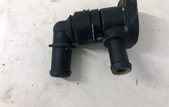 Ford Galaxy Engine coolant pipe/hose 7M0122291