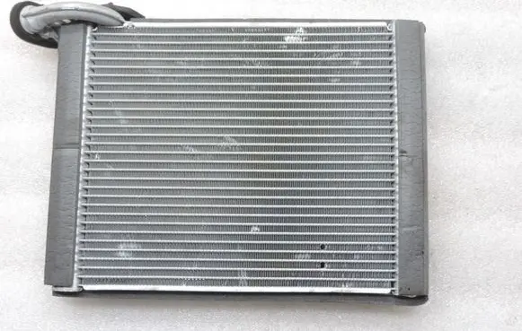 Toyota Yaris Air conditioning (A/C) radiator (interior) 885010D300
