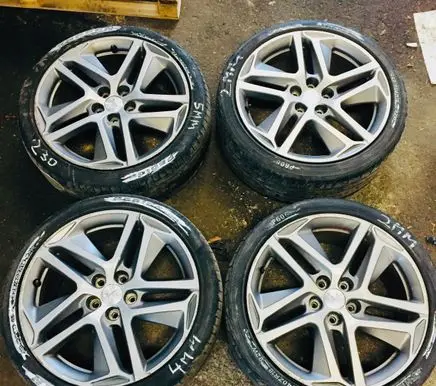 Peugeot 308 R18 alloy rim 9677989877