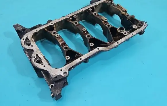 Suzuki Grand Vitara II Oil filter mounting bracket IMPRK1492500