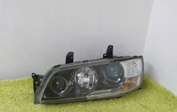 Mitsubishi Lancer VIII Headlight/headlamp lancerEvoLift