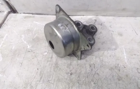Opel Signum Gearbox mount V04640