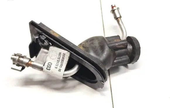 Mercedes-Benz C W205 Other engine bay part 2058303705 1627501739