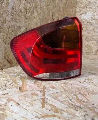 BMW X1 E84 Rear/tail lights 03425600 2992477 2221010233