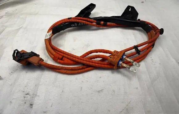 Volkswagen Golf VII Electric car charging cable 5Q0971015D 25082014