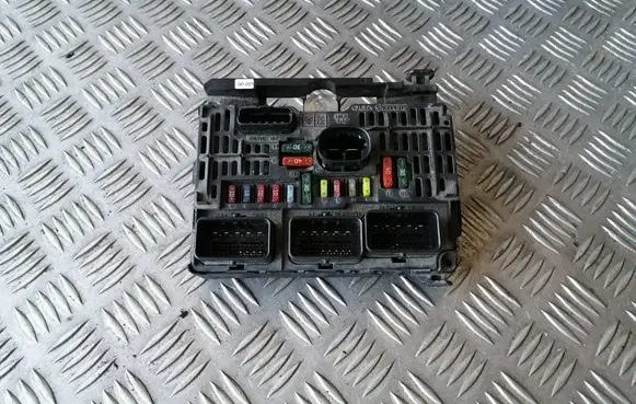 Peugeot 407 BSM Control unit 9656086180 BSML0200 S118983002J