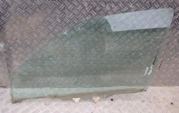 Nissan Almera Front door window glass four-door