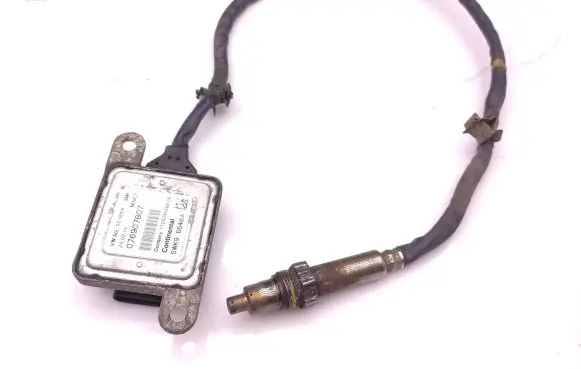 Volkswagen Crafter Lambda probe sensor 5WK96648A 076907807 11032404884