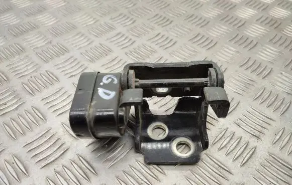 Citroen C5 Rear door upper hinge